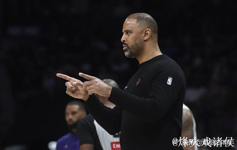 阿门无球犯规火箭挑战失败,乌度卡怒斥:这到底搞什么? 阿门无球犯规火箭挑战失败,乌度卡怒斥:这到底搞什么?